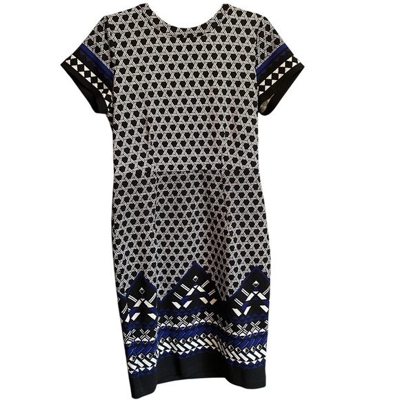 H&M Texturized Geometric Patterned Dress in Black and Blue-Size Medium - Picture 2 of 12